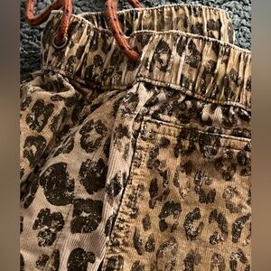Anthropology corduroy pull-on pants size medium